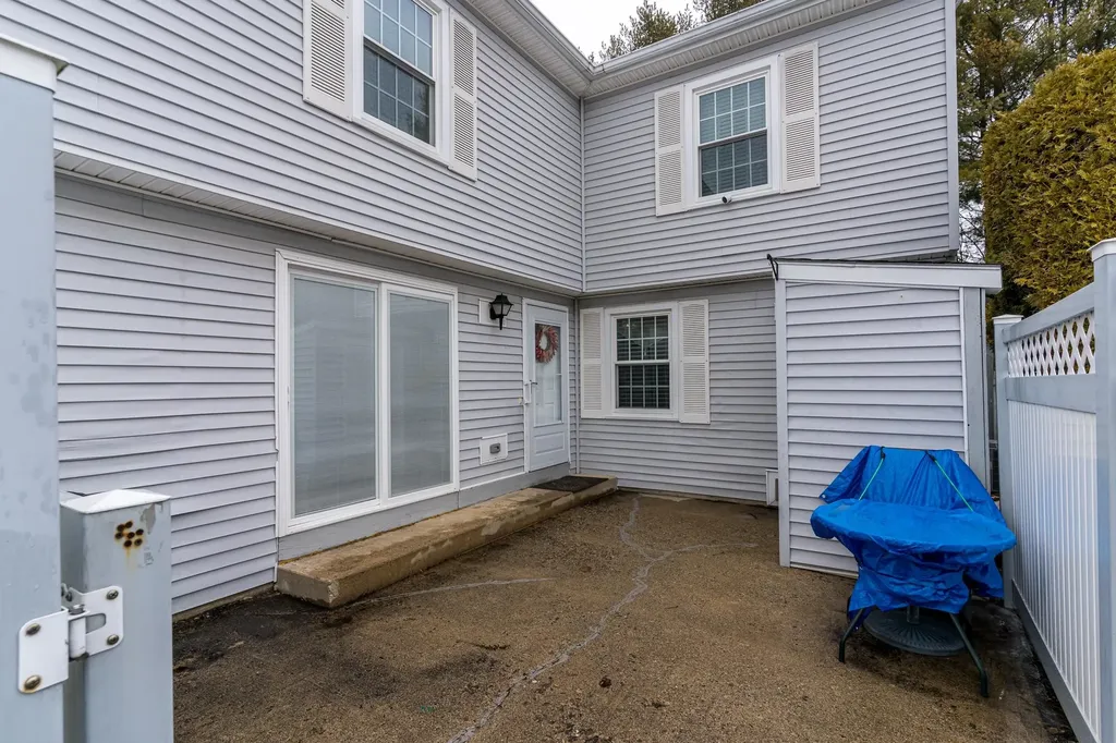 3 Springfield Estate Rochester NH 03867