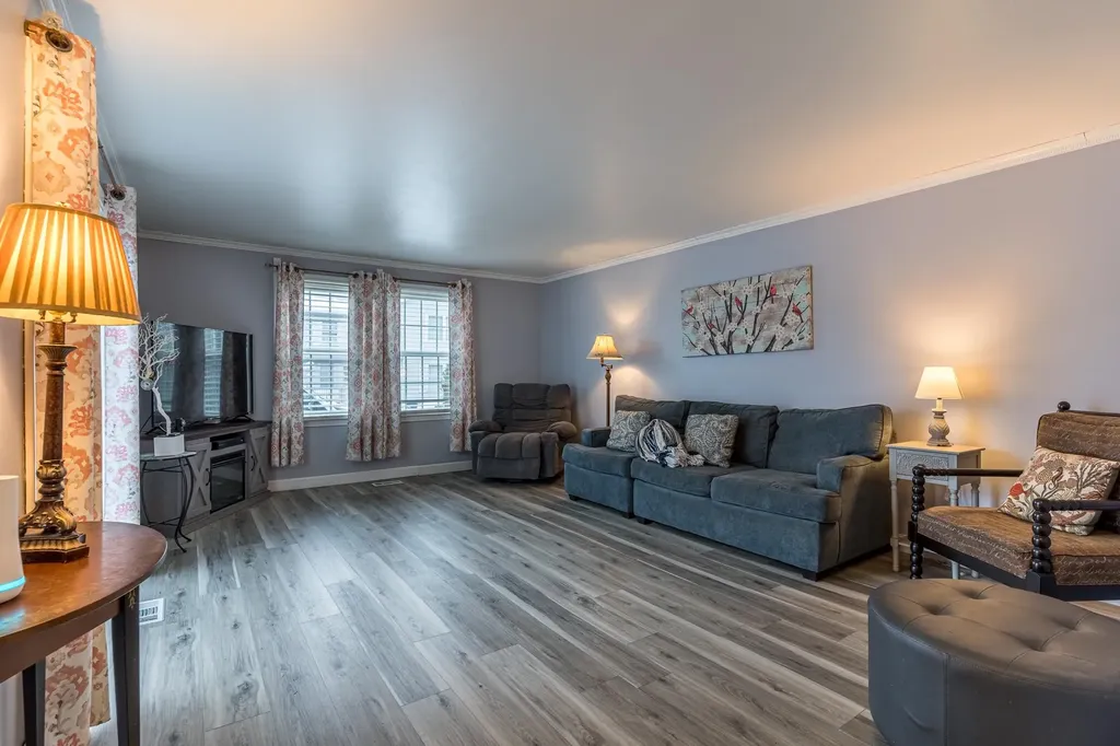 3 Springfield Estate Rochester NH 03867