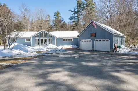 43 New Boston Road Amherst NH 03031