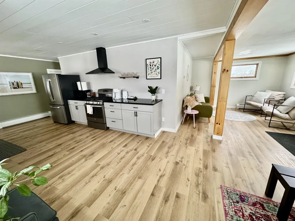 1800 Porters Point Road Colchester VT 05446