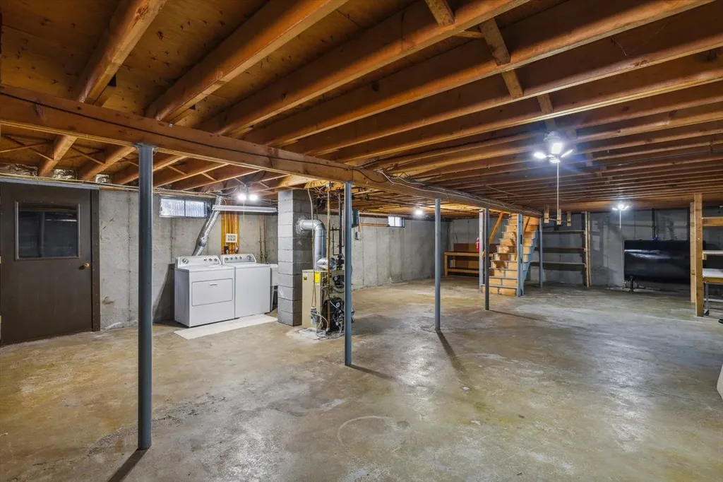 22 Arch Street Keene NH 03431