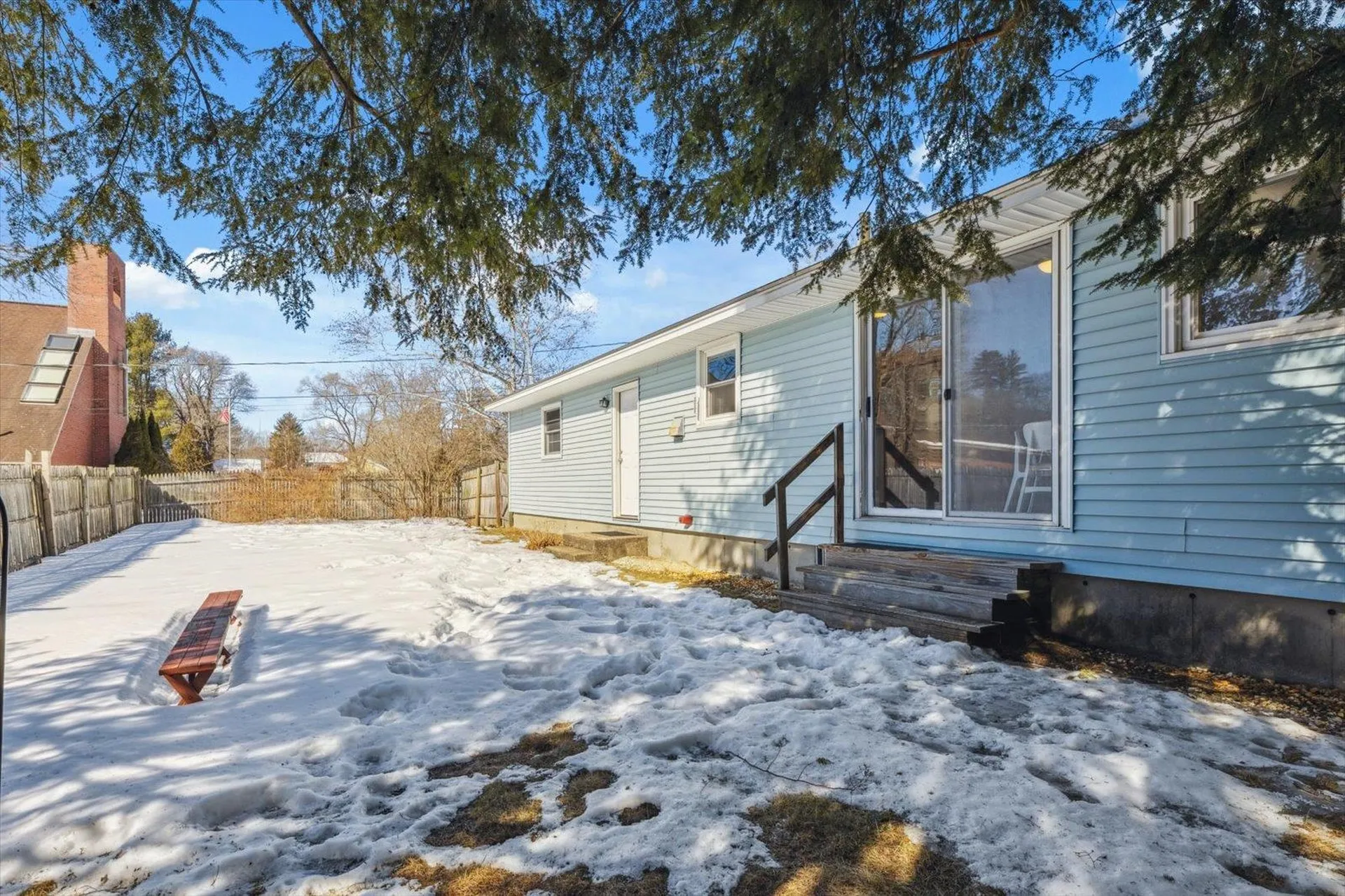 22 Arch Street Keene NH 03431