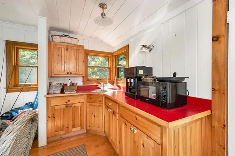 137 Brown Road Tuftonboro NH 03816