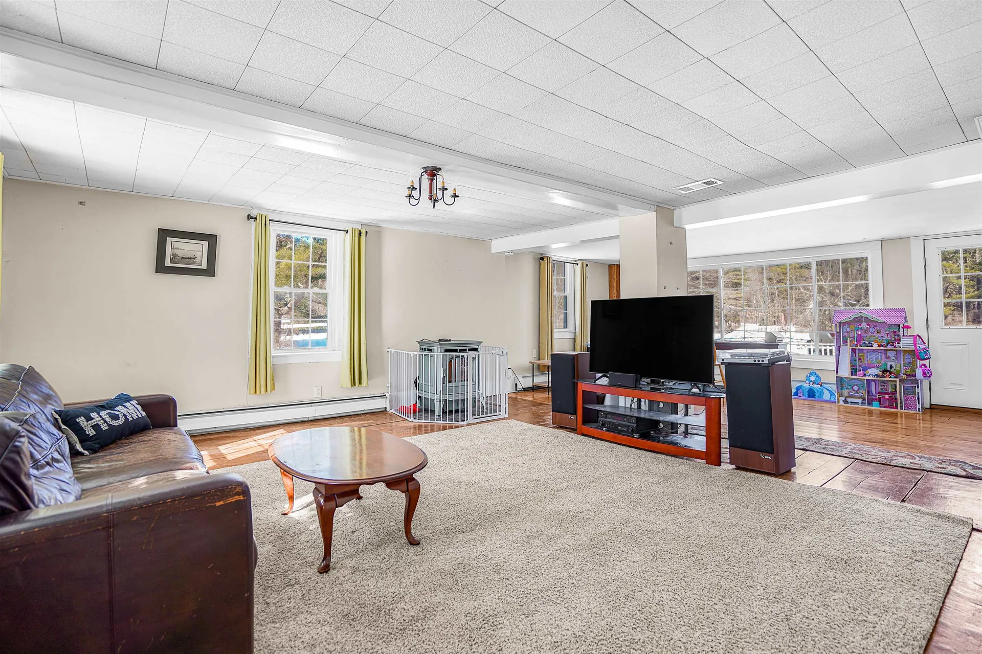 6 Thornton Ferry Ii Road Amherst NH 03031