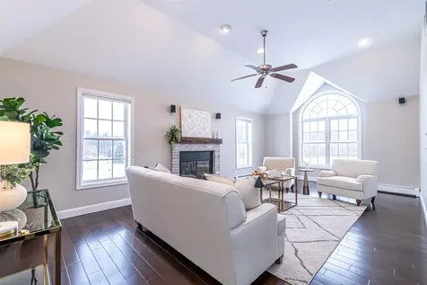 1 Cobblestone Road Windham NH 03087