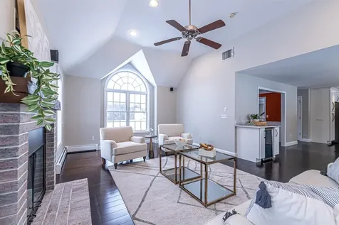 1 Cobblestone Road Windham NH 03087