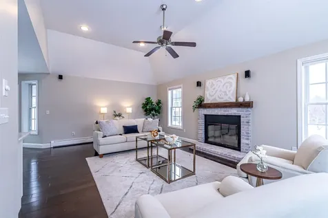 1 Cobblestone Road Windham NH 03087