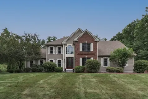 8 Brieann Drive Merrimack NH 03054