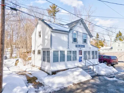 13 Milford Street Amherst NH 03031