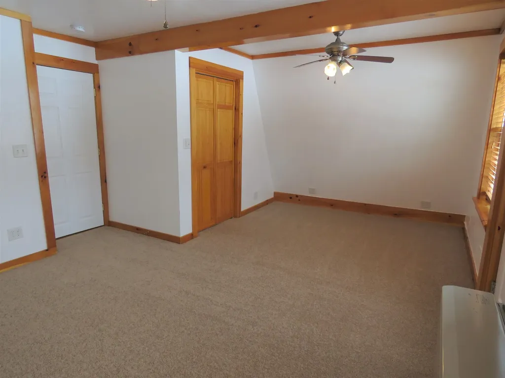 2637 Farrar Road Newport Town VT 05857