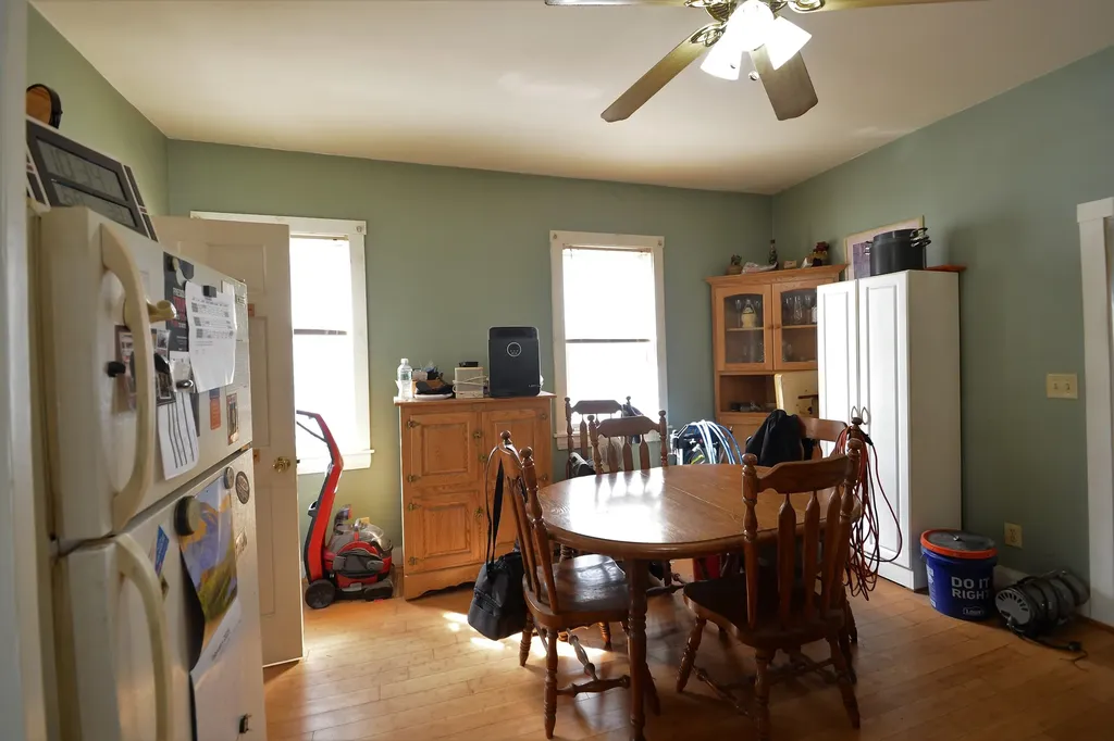 22 River Street Exeter NH 03833