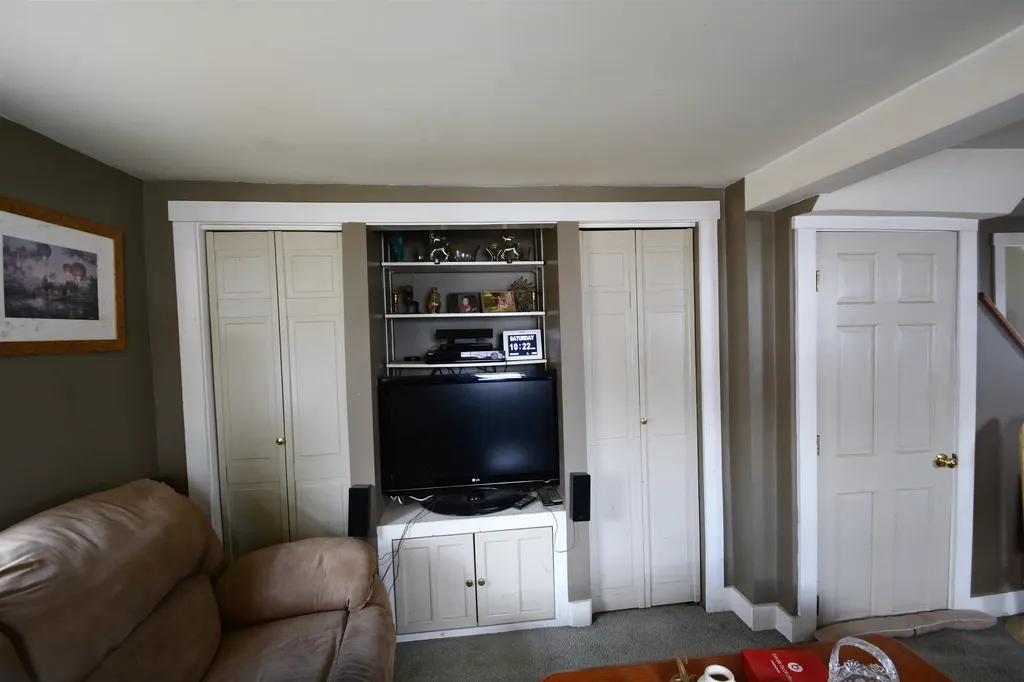 22 River Street Exeter NH 03833