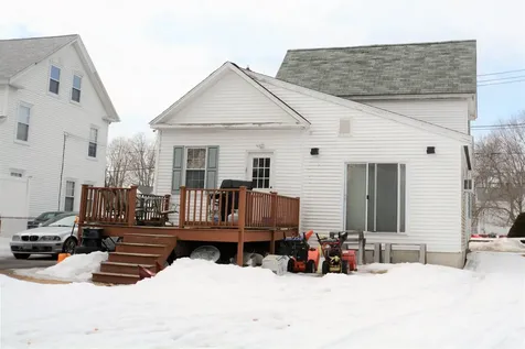 22 River Street Exeter NH 03833