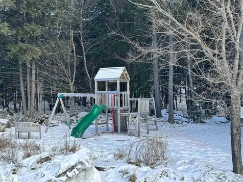 29 Forest Edge Drive Hanover NH 03755