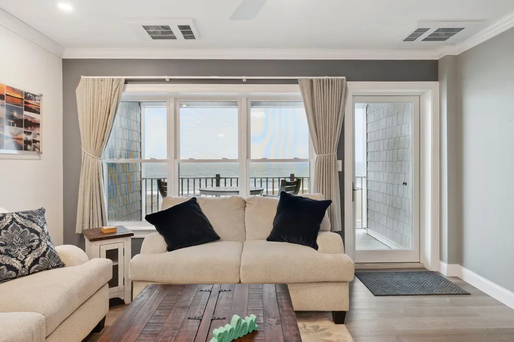 315 Ocean Boulevard Hampton NH 03842