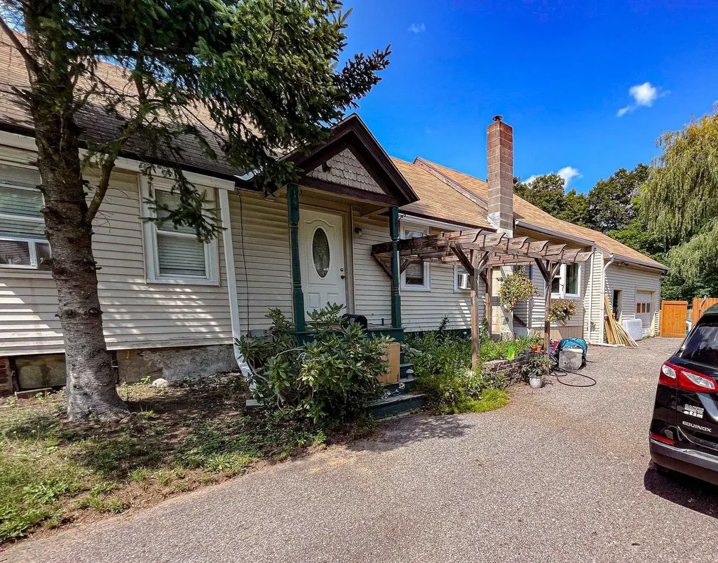 119 Armory Street Keene NH 03431