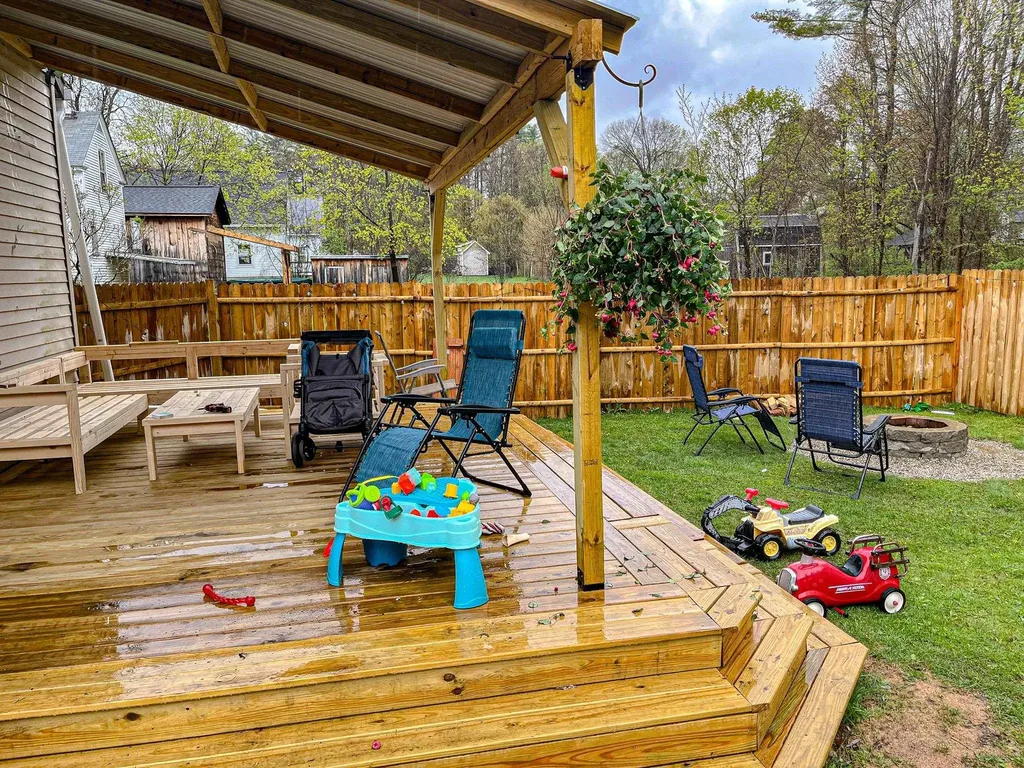 119 Armory Street Keene NH 03431