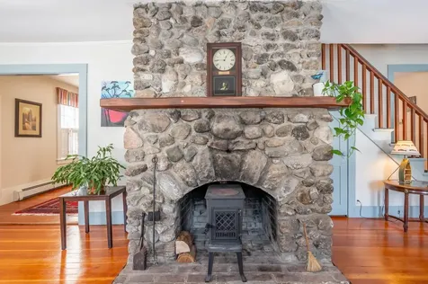 371 Little Sunapee Road New London NH 03257