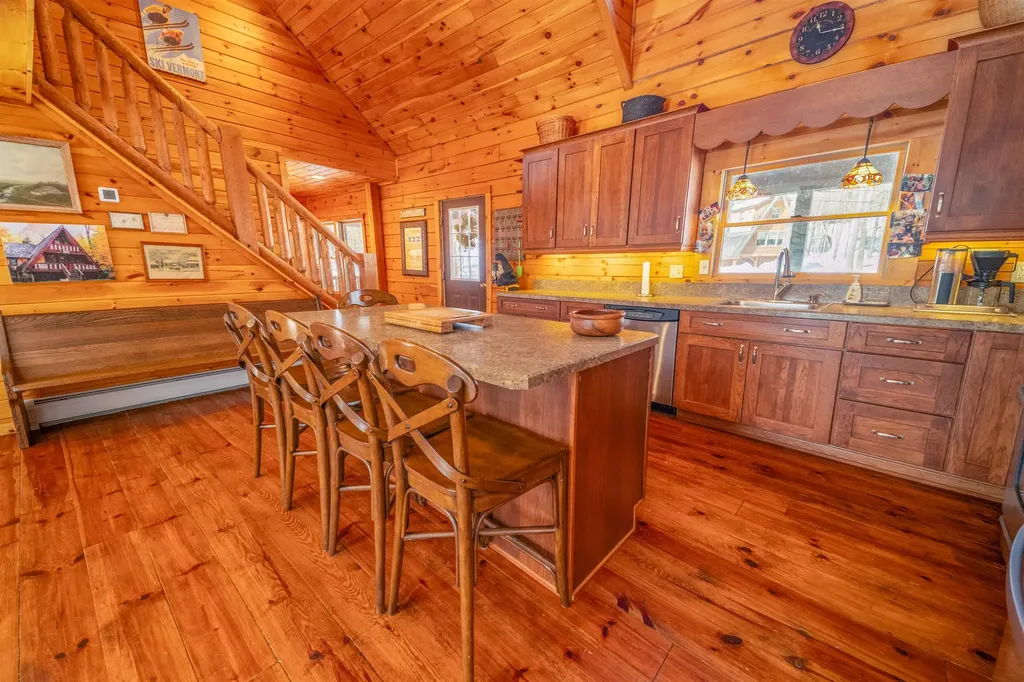 7 Yodeling Lane Dover VT 05356