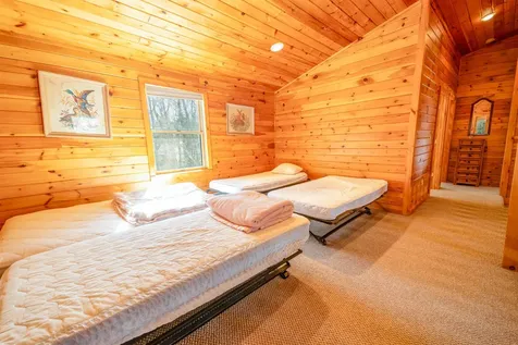 7 Yodeling Lane Dover VT 05356