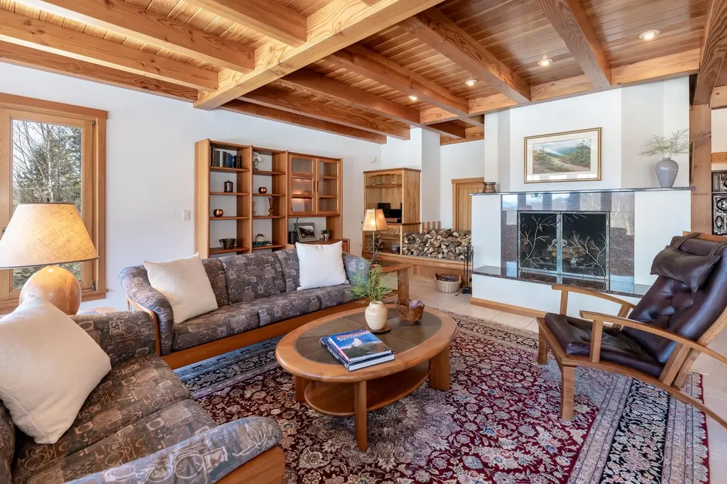 17 Partridge Lane Gilford NH 03249