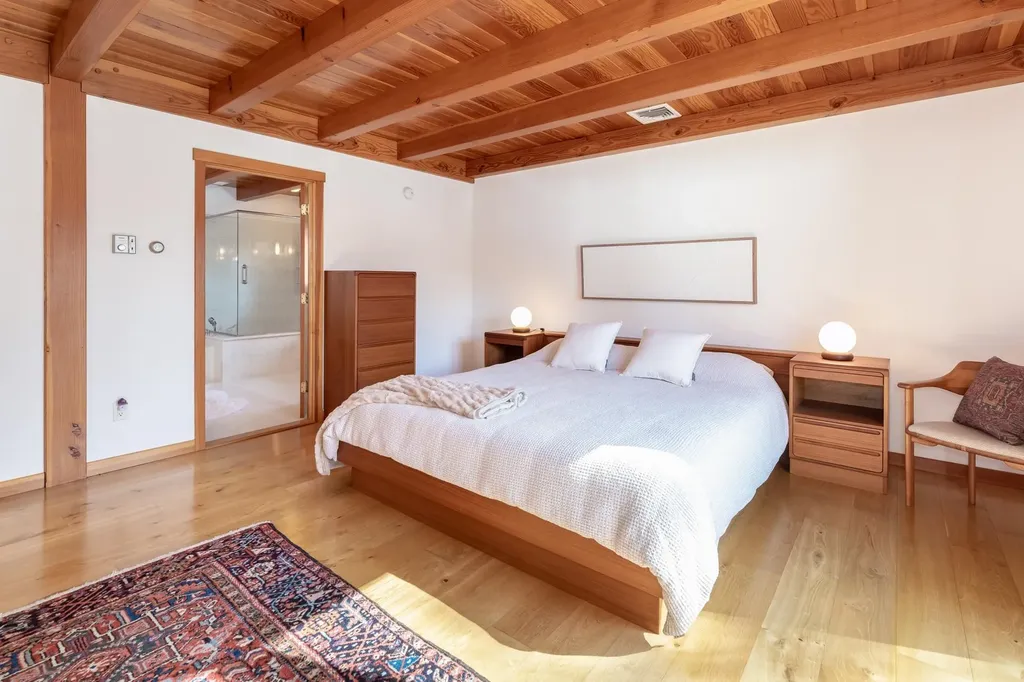 17 Partridge Lane Gilford NH 03249