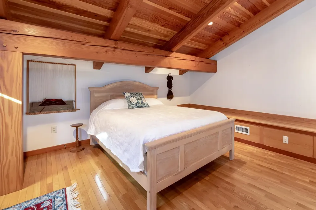 17 Partridge Lane Gilford NH 03249