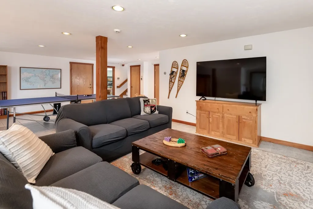 17 Partridge Lane Gilford NH 03249