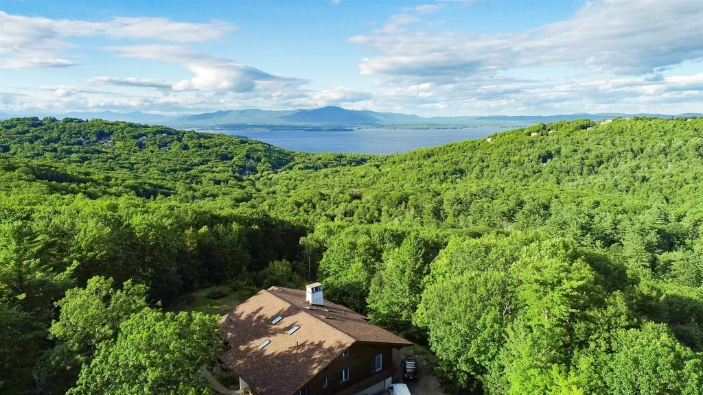 17 Partridge Lane Gilford NH 03249