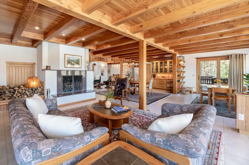 17 Partridge Lane Gilford NH 03249