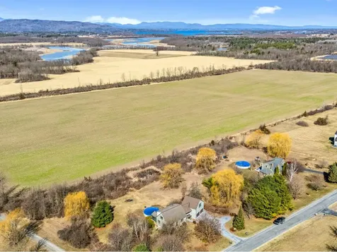 510 Round Barn Road Ferrisburgh VT 05456