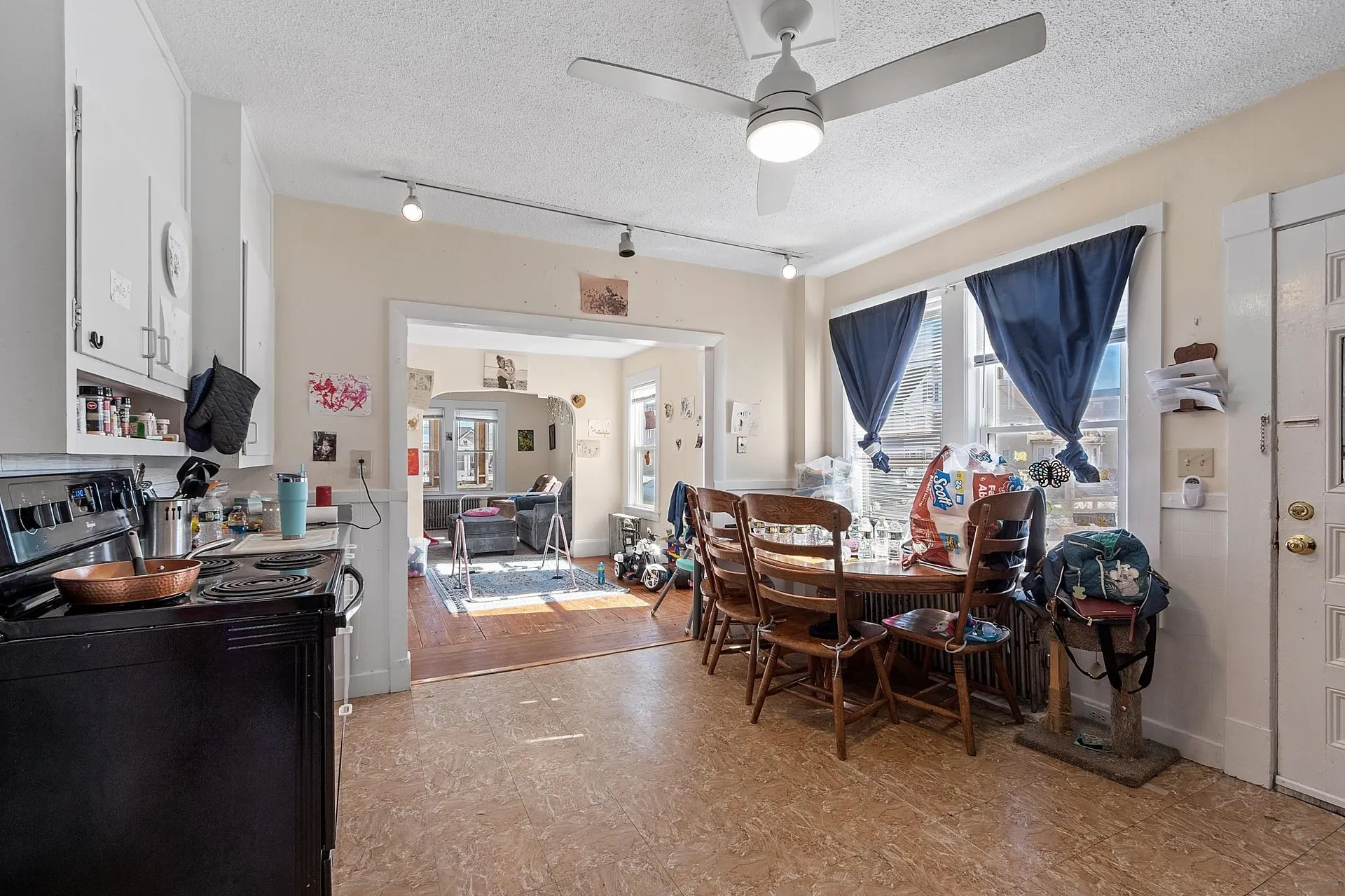 111 Ash Street Nashua NH 03060