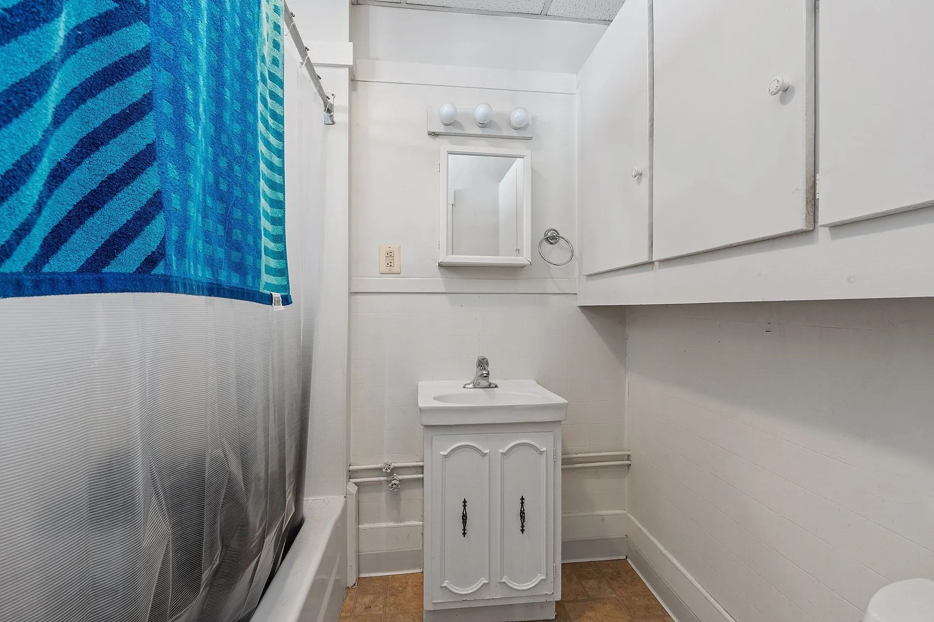 111 Ash Street Nashua NH 03060