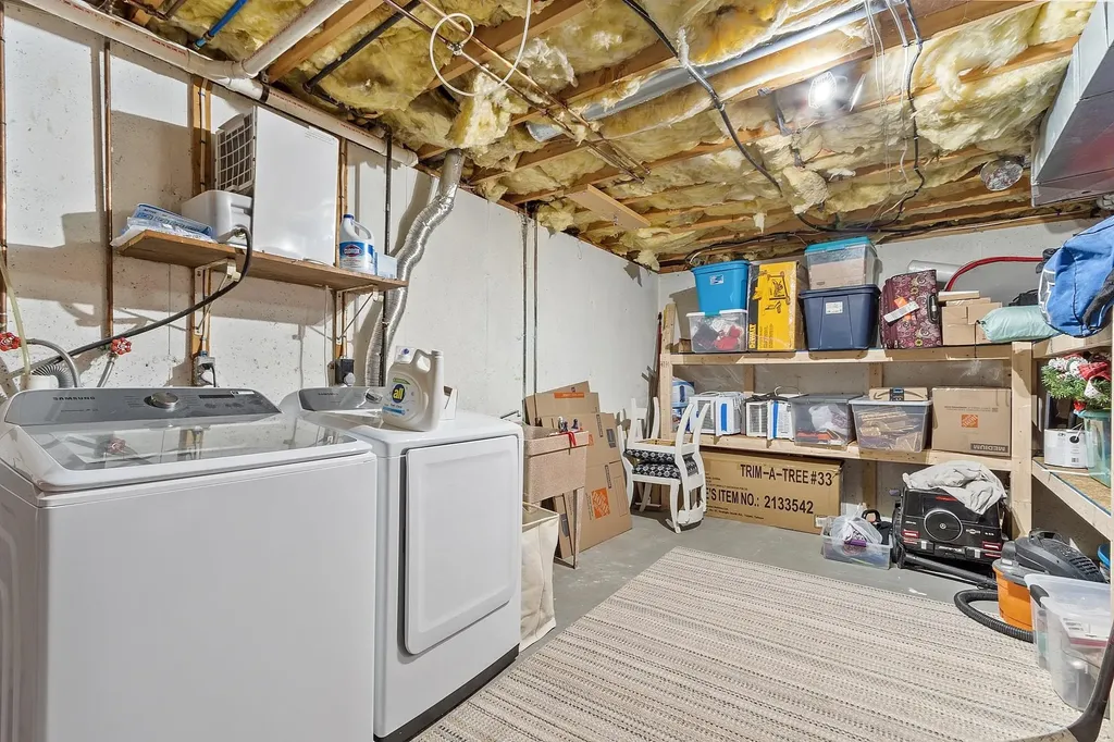 36 Roy Street Nashua NH 03060