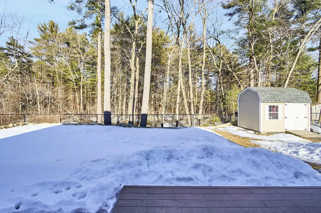 36 Roy Street Nashua NH 03060