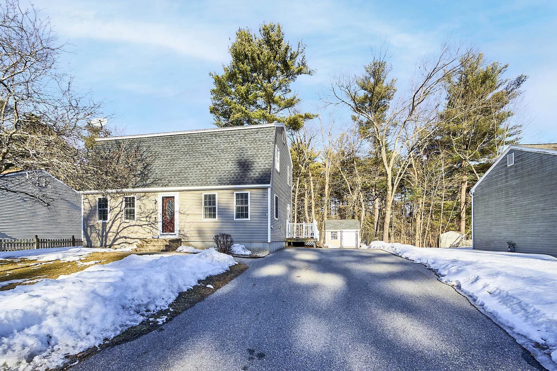 36 Roy Street Nashua NH 03060