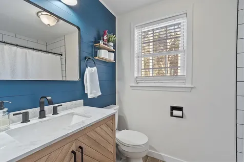 36 Roy Street Nashua NH 03060