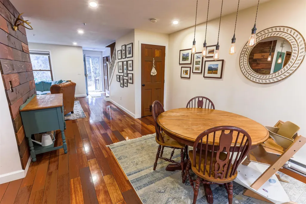 24 Bellamy Woods Dover NH 03820