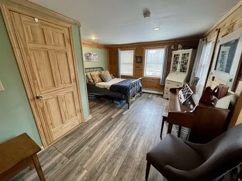 8 Fenn Way Circle Bath NH 03740
