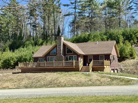 8 Fenn Way Circle Bath NH 03740