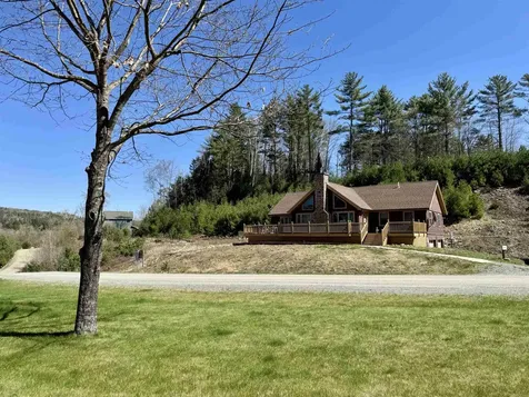 8 Fenn Way Circle Bath NH 03740