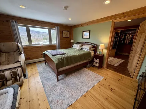 8 Fenn Way Circle Bath NH 03740