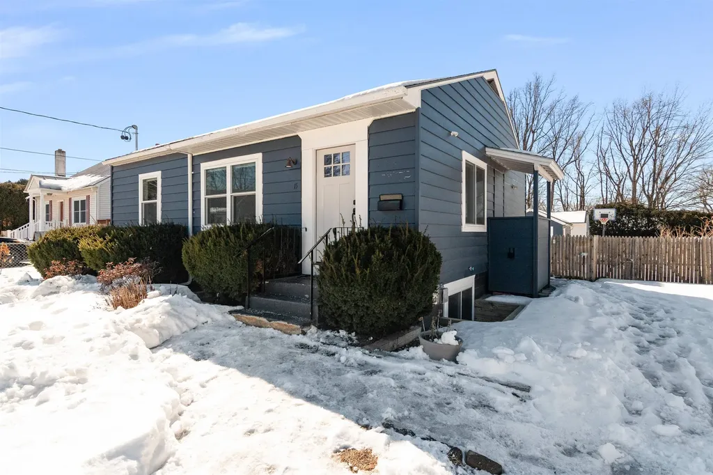 15 Heath Street South Burlington VT 05403