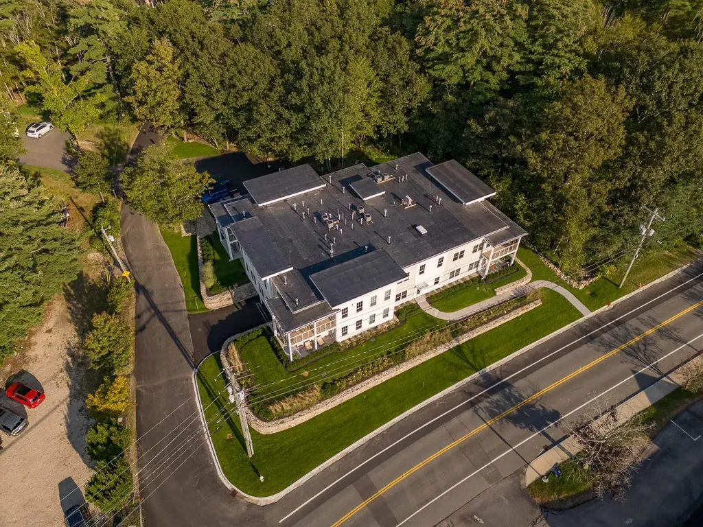 960 Sagamore Avenue Portsmouth NH 03801