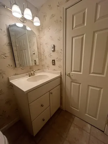 8 Foxtail Lane Goffstown NH 03045