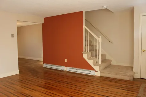 8 Foxtail Lane Goffstown NH 03045