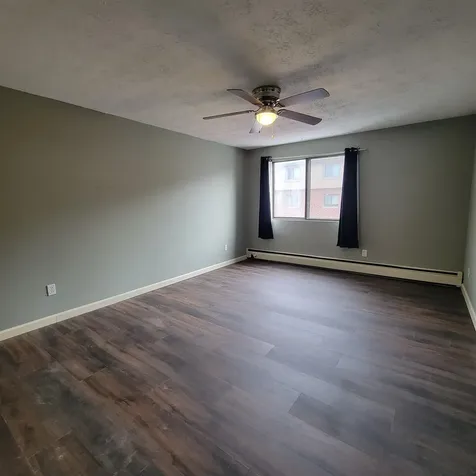 55 Log Street Manchester NH 03102