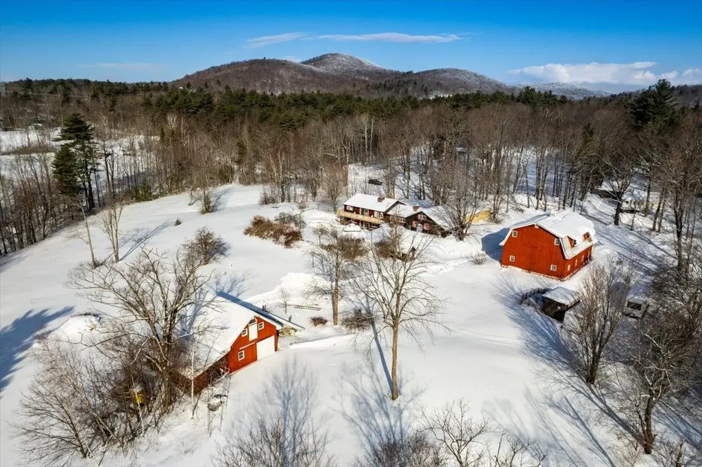 423 Currier Road Hill NH 03243