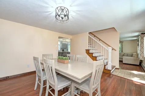 6 Joanne Drive Hooksett NH 03106