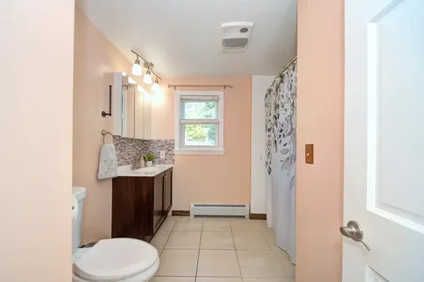6 Joanne Drive Hooksett NH 03106